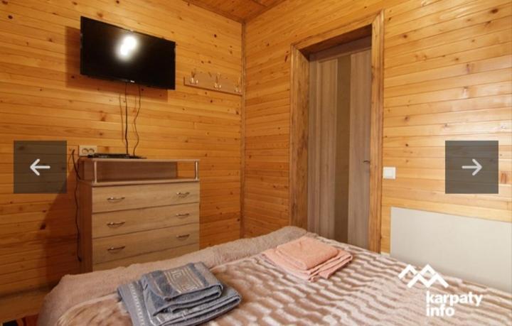 Dva Opryshka Villa Jaremtje Exteriör bild